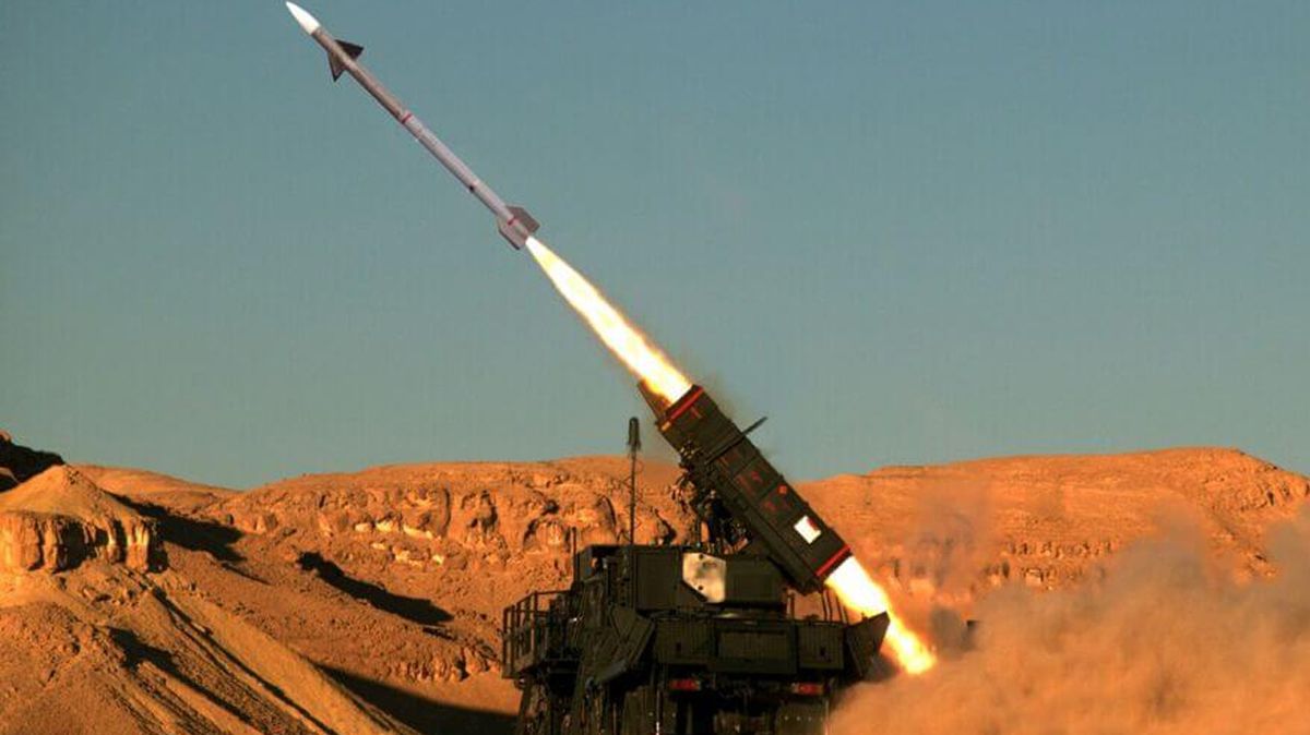 Obrana uzavřela smlouvu s Izraelem na nákup raketového systému. S údržbou vyjde na 37 miliard